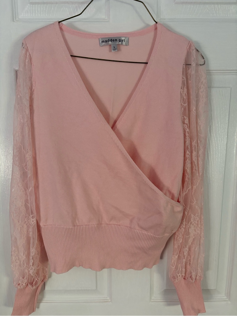 Madden Girl Light Pink V-Neck Sweater